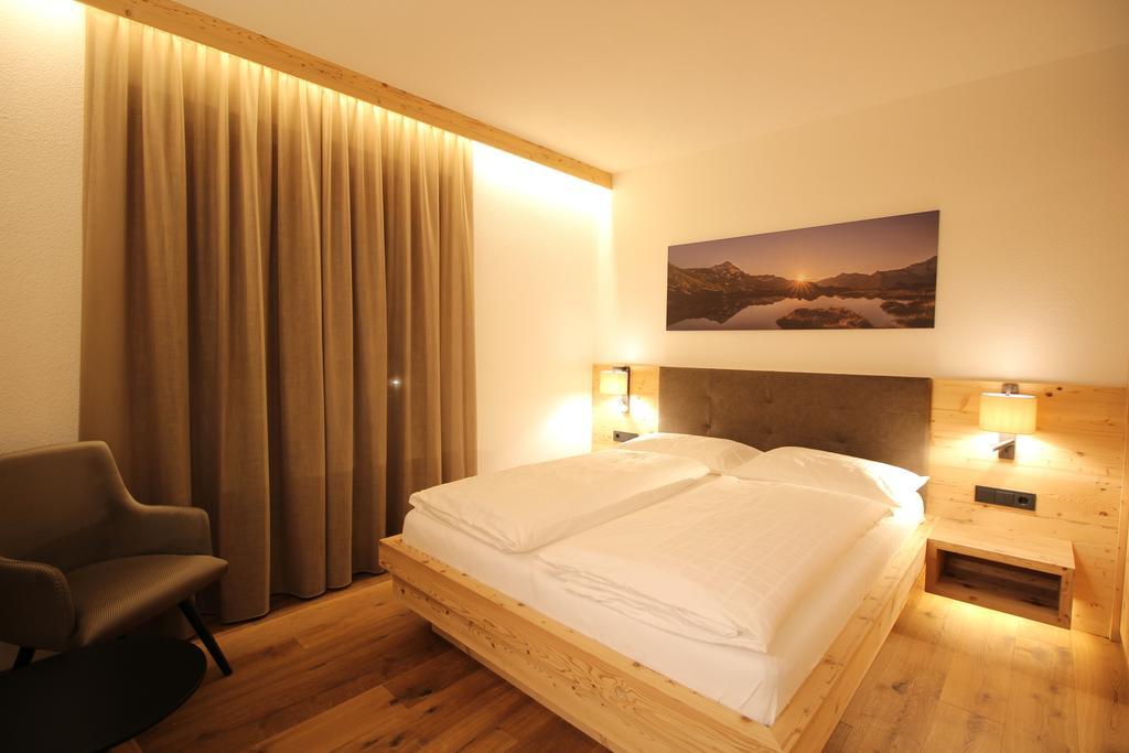 Appartement Hotel Erlhof Deluxe Lutago Camera foto